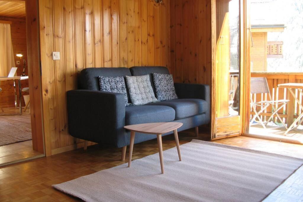 Apartment Alpia 26 - Zwei Zimmerwohnung In Traditionellem Walliser Haus